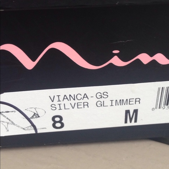 Shoes - Picture 6 of 6